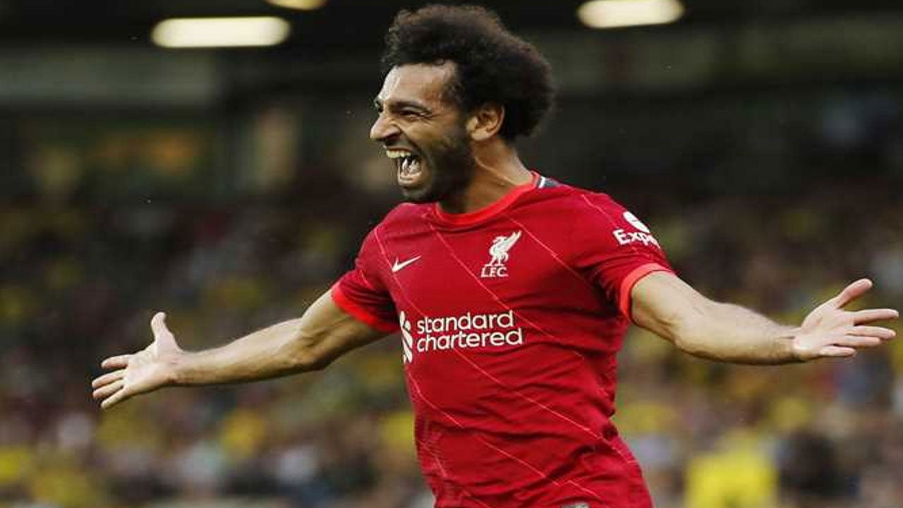 صحيفة إنجليزية تكشف أسباب «التغريدة الغامضة» لوكيل أعمال محمد صلاح