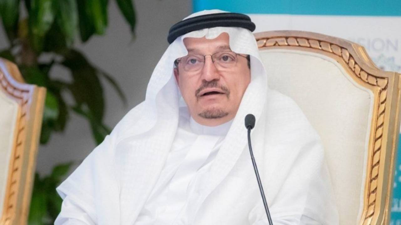 وزير التعليم يُعدد منجزات القطاع.. تطوير مناهج وميداليات دولية