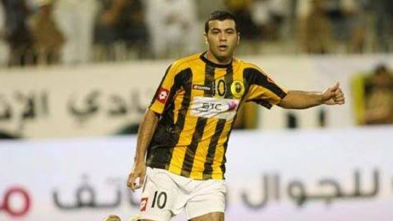 نجم الأهلي المصري السابق يساند الاتحاد أمام الرجاء: أتمنى فوزه بالبطولة العربية