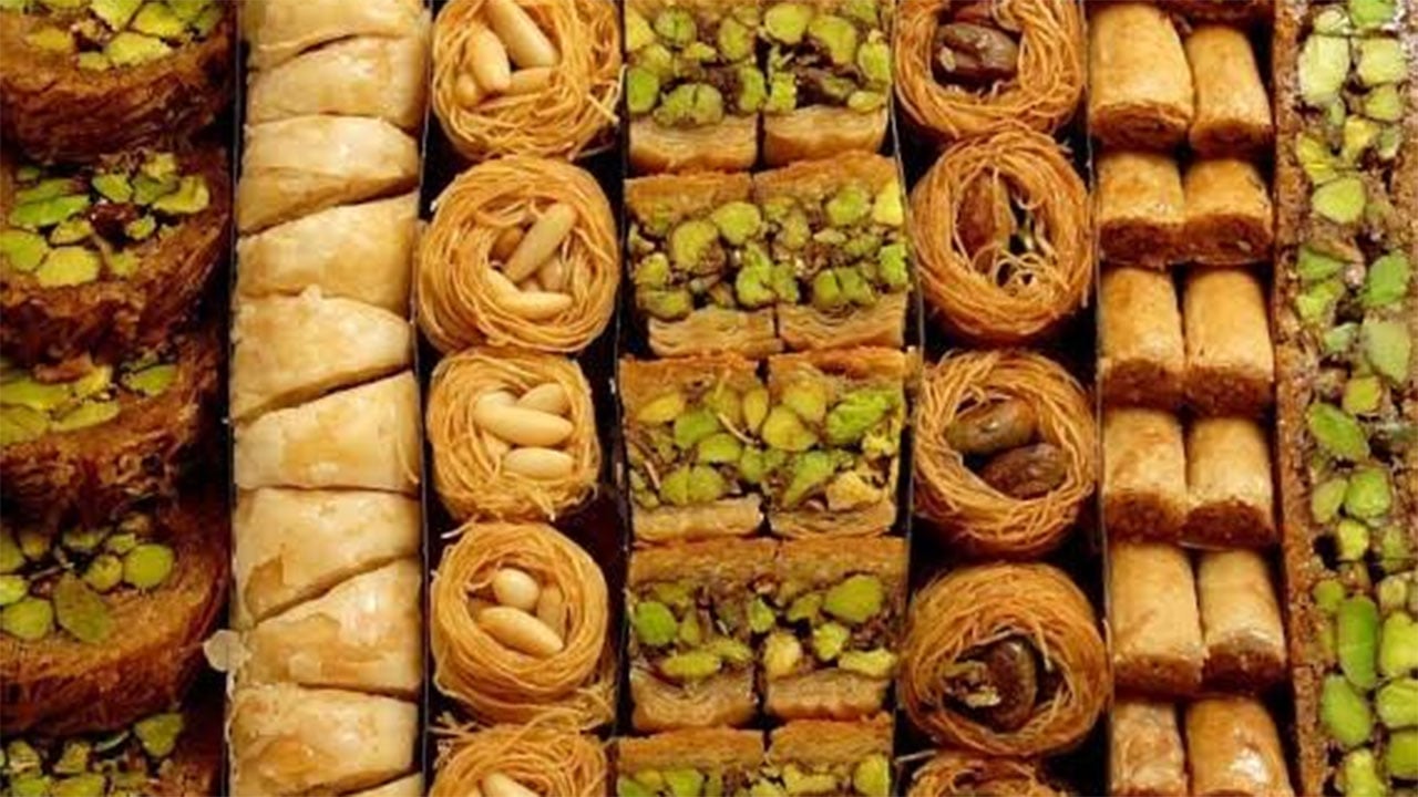 5 أطعمة تسبب الإدمان.. إليك نصائح هامة