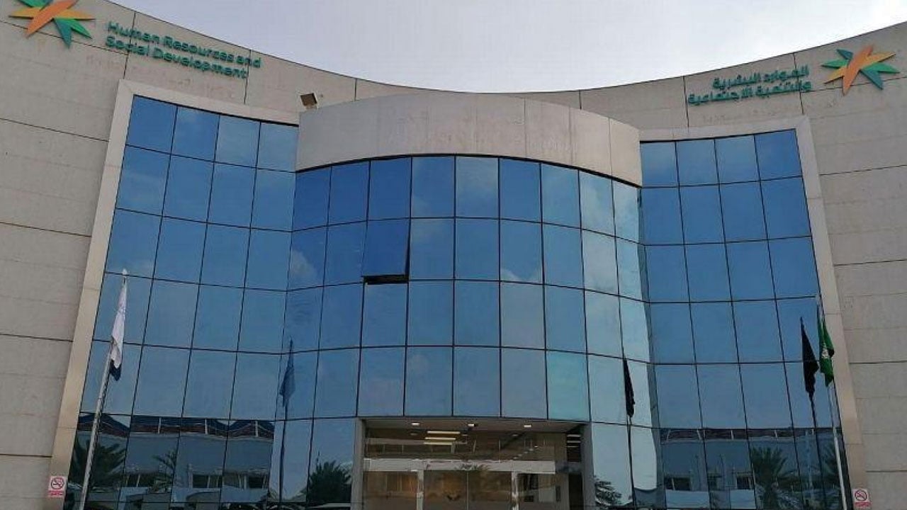 «التسوية الودية» بالرياض تستعيد 3 ملايين ريال حقوقًا لمقيمين
