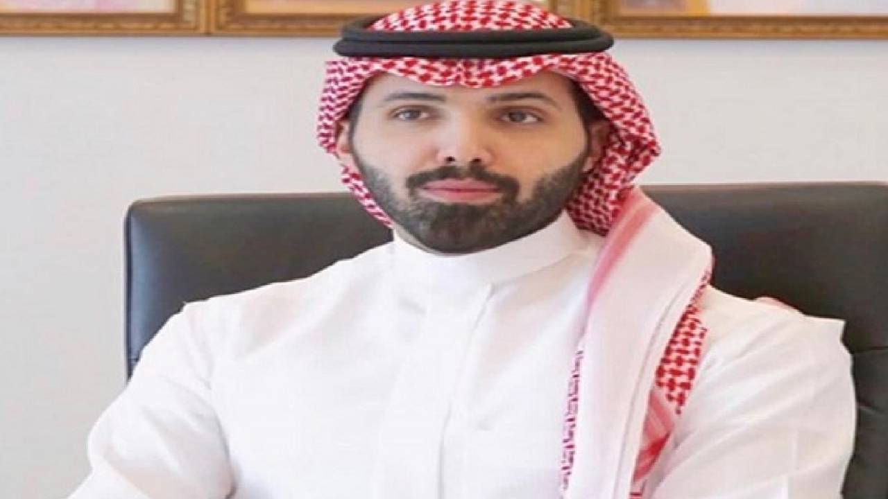 الموارد البشرية: العمل بالمنشآت الربحية تعاقد بأجر وليس عملًا تطوعيًّا