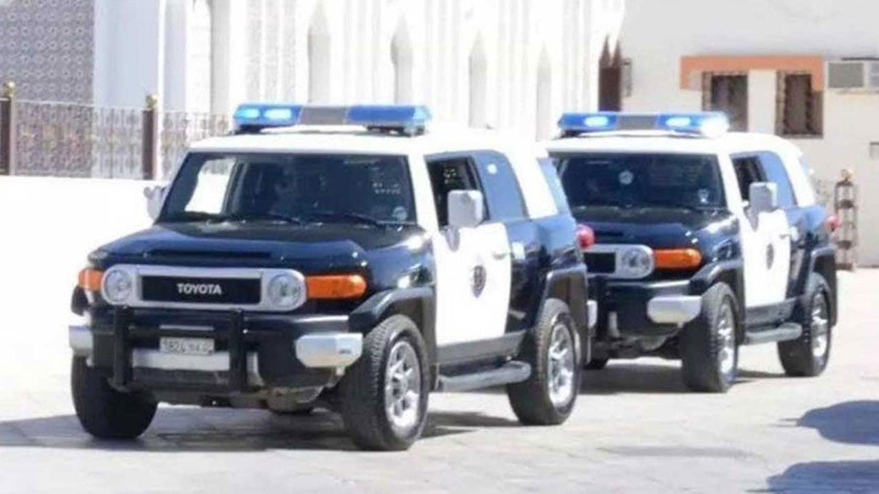 ضبط مواطن بالشرقية استولى على 163 ألف ريال من مؤسسة منتحلًا صفة موظف حكومي