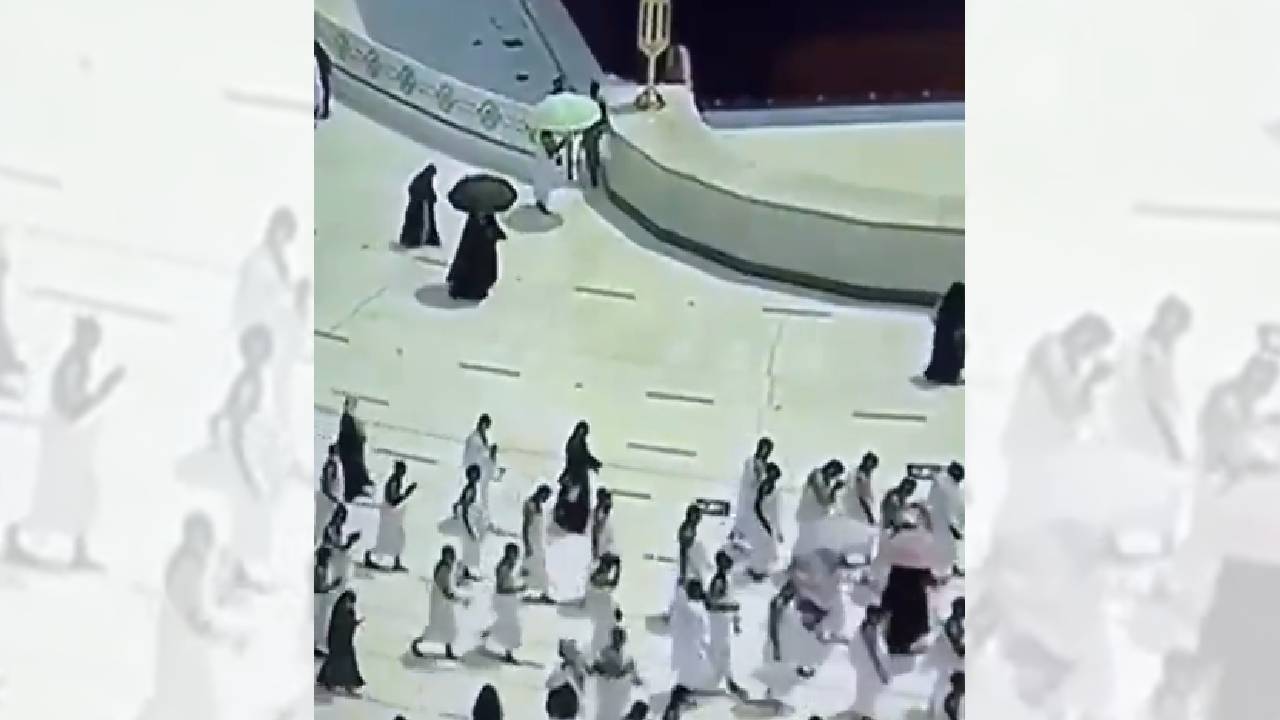 مقطع يوثق إنسانية رجال الأمن في المسجد الحرام تجاه الزوار والمعتمرين