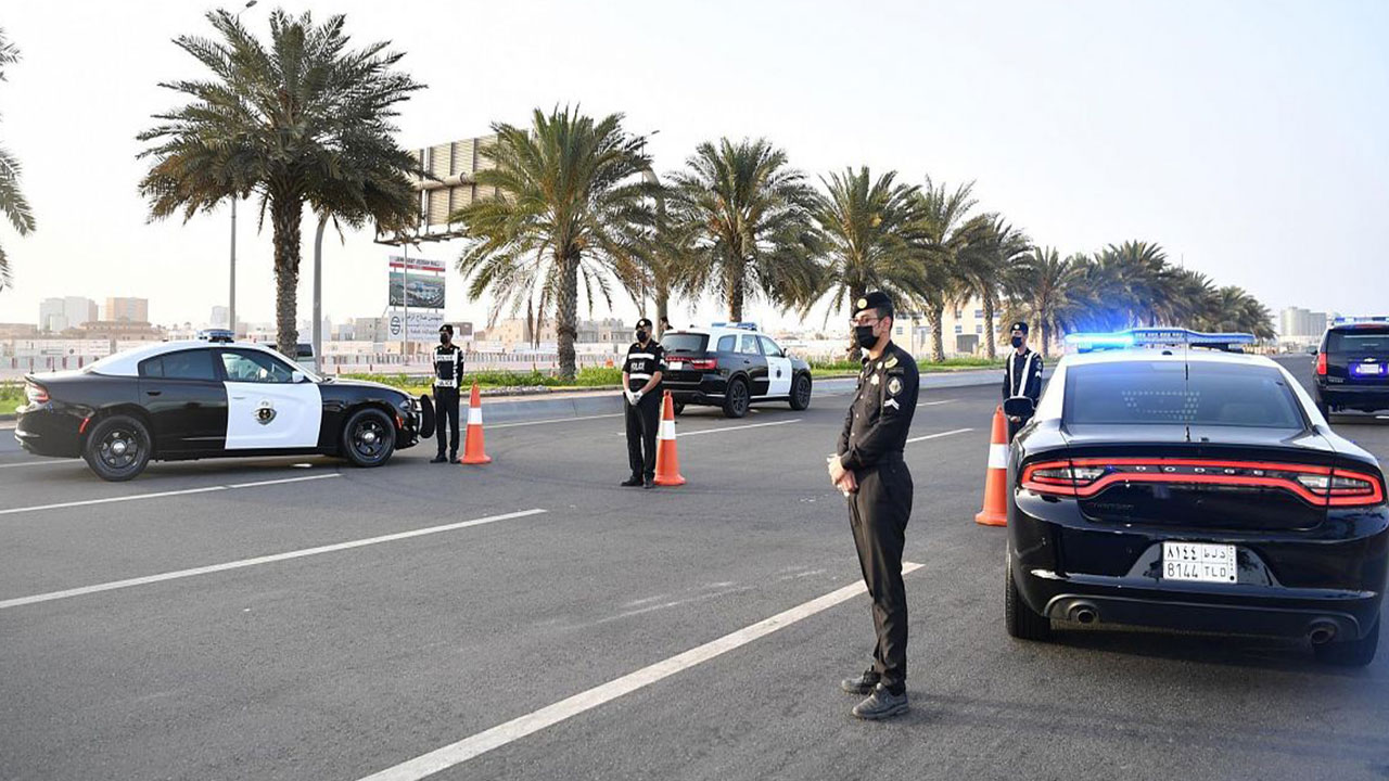 القبض على متحرش بالنساء بأحد المرافق العامة في المدينة المنورة